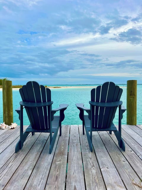 Dock sitting