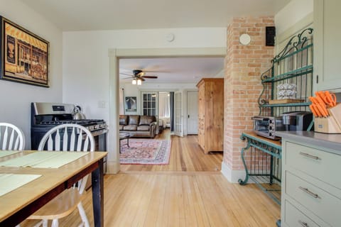 Kitchen | Dining Area