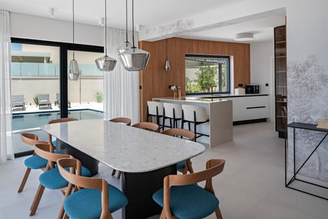 A cozy 300 square meter interior tucked away on a private 600 square meter fenced plot
