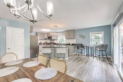 Kitchen & Dining Area | Cooking Essentials | 1st Floor