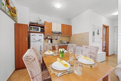 Kitchen and dining area