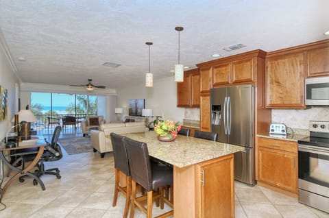 Kitchen - Large Island with dining for 4