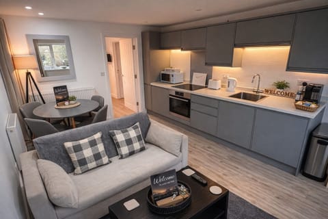 Living Room / Lounge