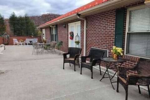 Bb1586a5 2044 4d1f bffc 61089de53981