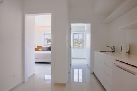 Additional kitchenette!