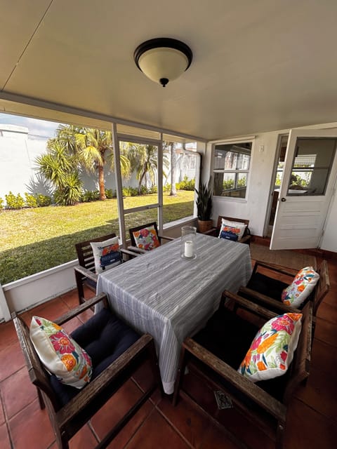 Outdoor dining