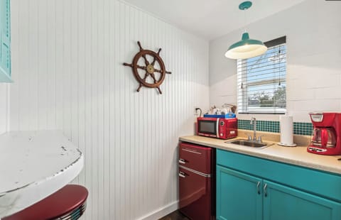 The Beach Kitchenette