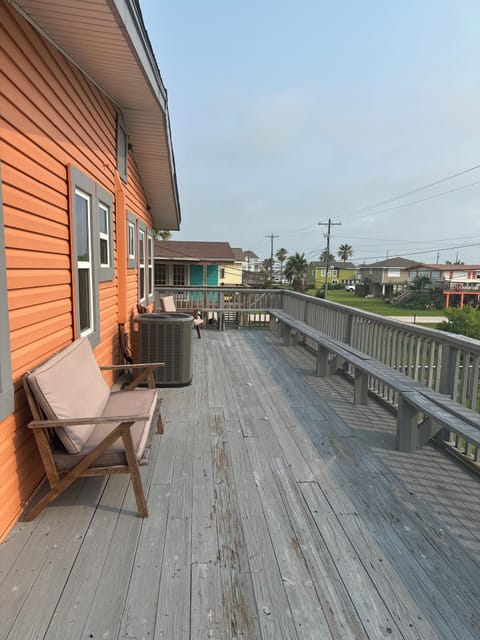 Plenty of Deck Space in Back to relax and Catch some sun.
