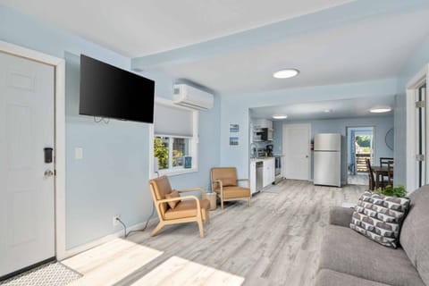 Watch you favorite movies, shows, and sports on this smart tv.