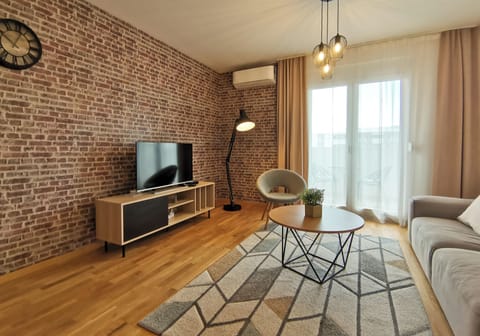 8a4e2cbb-2f4d-469a-97c0-a2feadc0df4c