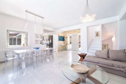 Ground floor living and dining area