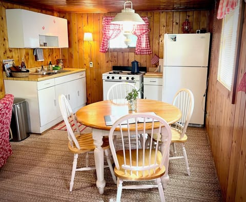 4 person table and full kitchen