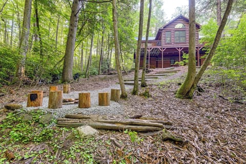Sapphire Vacation Rental | 3BR | 2BA | Stairs Required | 1,850 Sq Ft
