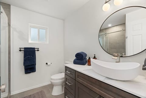 Elevate your everyday with a chic, modern vanity—where style meets serene functionality