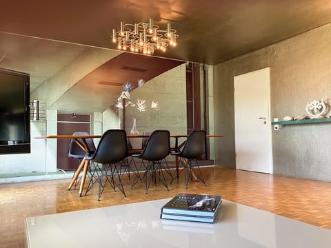 Grosses Designer-Wohnzimmer/Esszimmer mit über 40 qm
