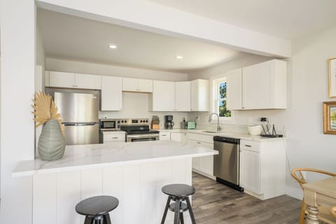 The Chef in your family will love the Well-Stocked Kitchen.