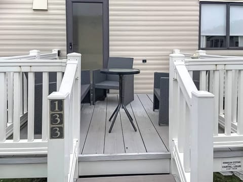 Outdoor area | Bonnie Escapes- Merse Place 57 - Bonnie Escapes, Southerness