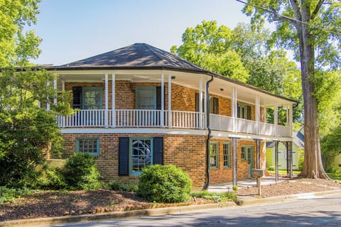 Beautiful porches to enjoy the great outdoors