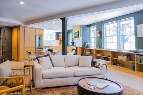 Open concept living, dining, kitchen