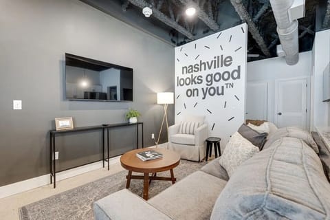 Living Room + Smart TV