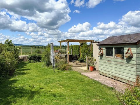 Outdoor area | Swinton Mill Farm Cottage, Swinton Mills