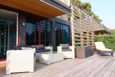 Holiday Home Exterior [summer]