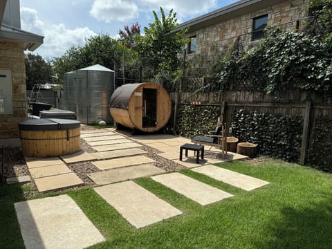 Wellness oasis with cold plunge (can turn to hot tub too) and sauna