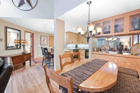 charter-2430-2059_52517549931_o