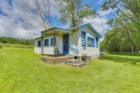 Honesdale Vacation Rental | 2BR | 1BA | 1,234 Sq Ft | Stairs Required