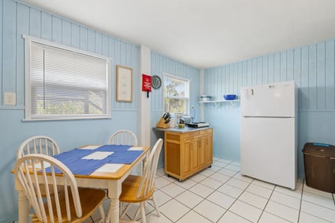 Kitchen with eat in dining