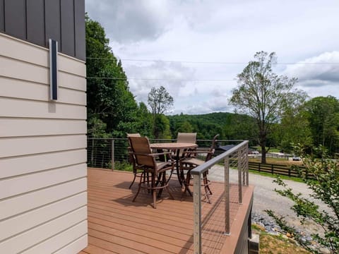 0d954ed4-d5ad-4e9e-a3d5-237e108a7990