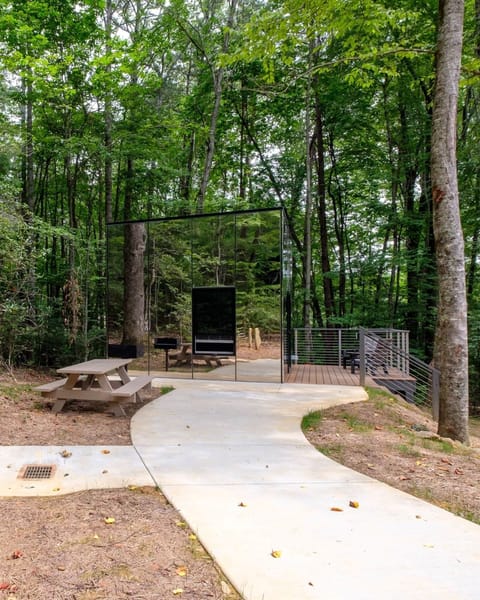 30db7523-3373-4381-bb23-96f2aadcedae