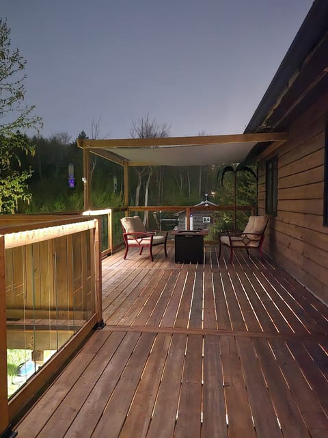 Relax, watch the birds and just chill next to the fire pit, or cook on the BBQ 