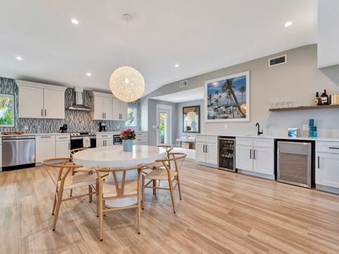 Spacious dining setup