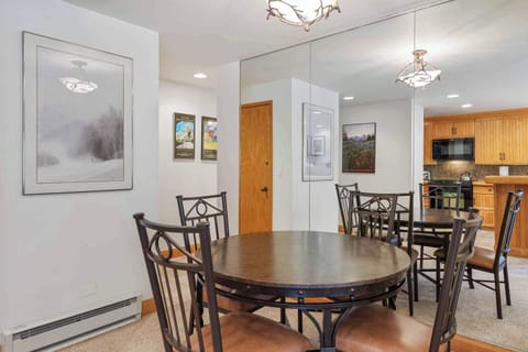 charter-5010-1193_51175332599_o