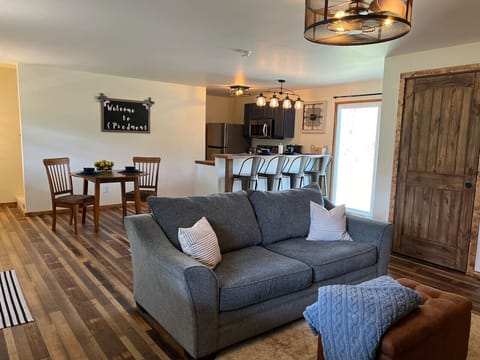 Living/Dining Area