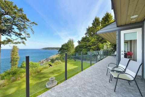 Main level decks with fantastic ocean views.