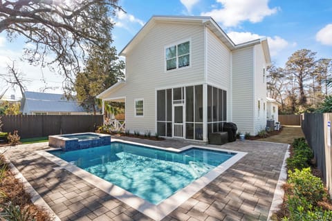Time Flys - New Pool 2025 with a heat option