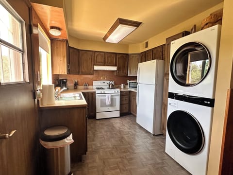 A new look for our kitchen plus laundry!