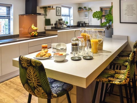 Kitchen/diner | Myrtle Cottage, Repps with Bastwick