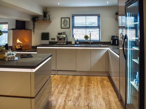 Kitchen | Myrtle Cottage, Repps with Bastwick