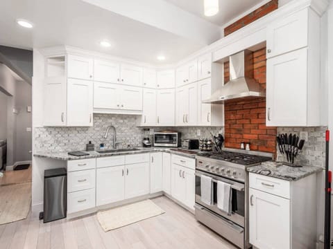 Attention to detail is our recipe for a perfect stay, and it's evident in our kitchen's thoughtfully chosen elements