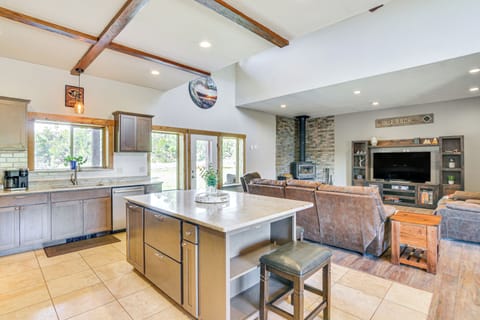 Breakfast Bar | 1st Floor