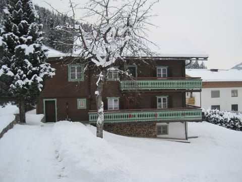 Holiday Home Exterior [winter]