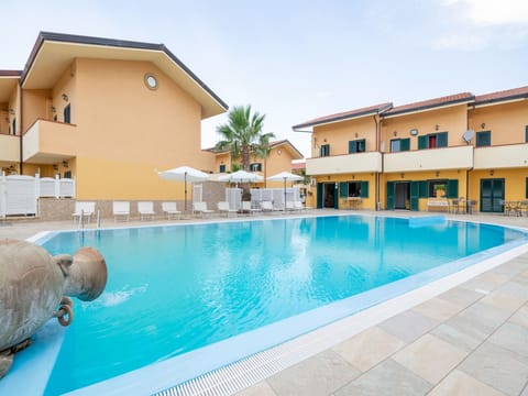 Holiday Home Swimming Pool