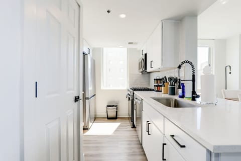 Complete kitchen setup