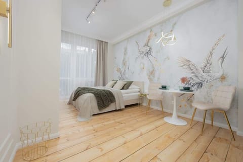Spacious living room with full equipment. 