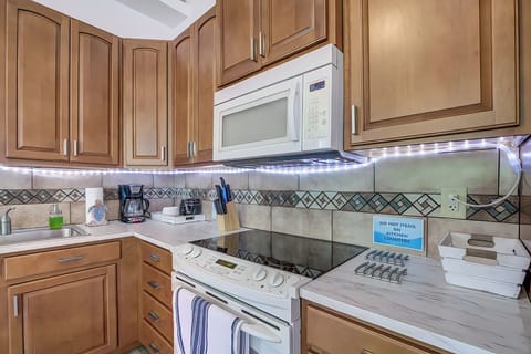 Fully stocked kitchen.