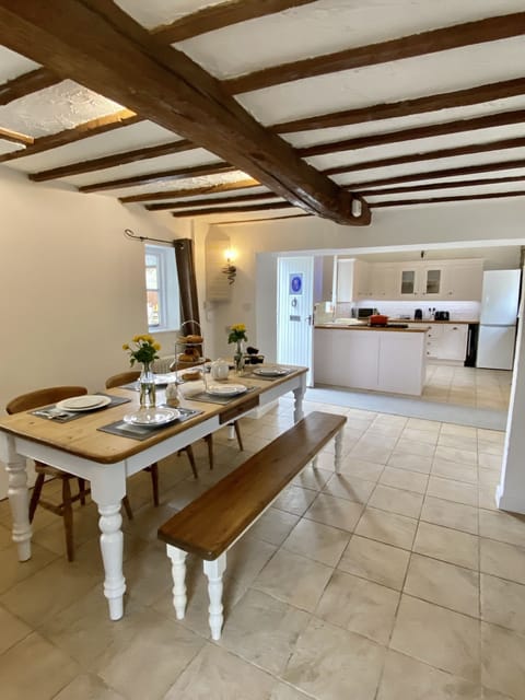 Living Room / Lounge