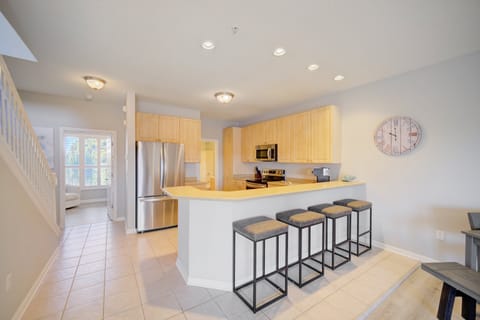 2nd Floor - 🍽️ Open kitchen